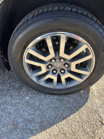 2013 GMC Acadia Denali