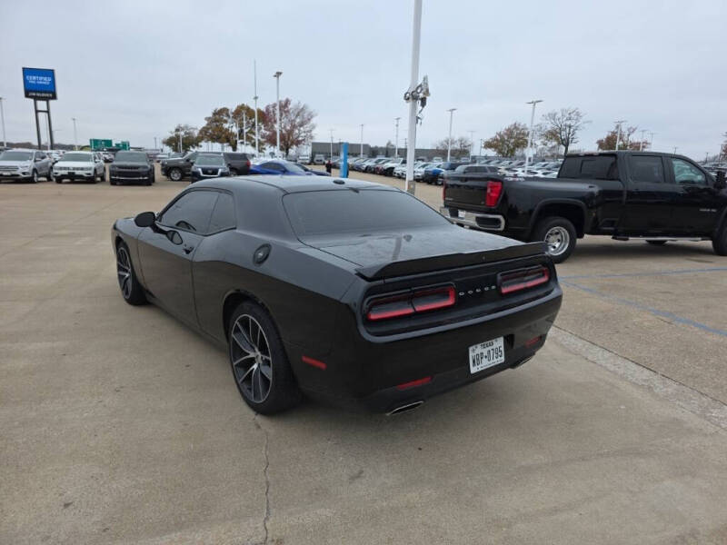 2018 Dodge Challenger SXT