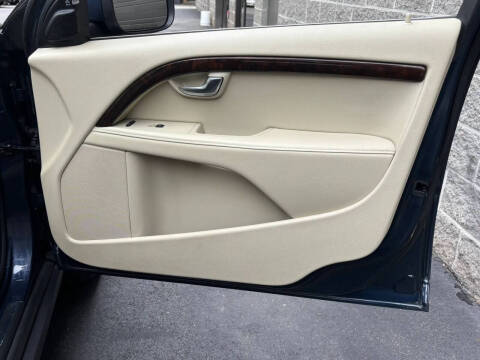 2013 Volvo XC70