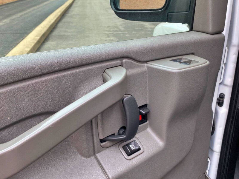 2019 Chevrolet Express 2500