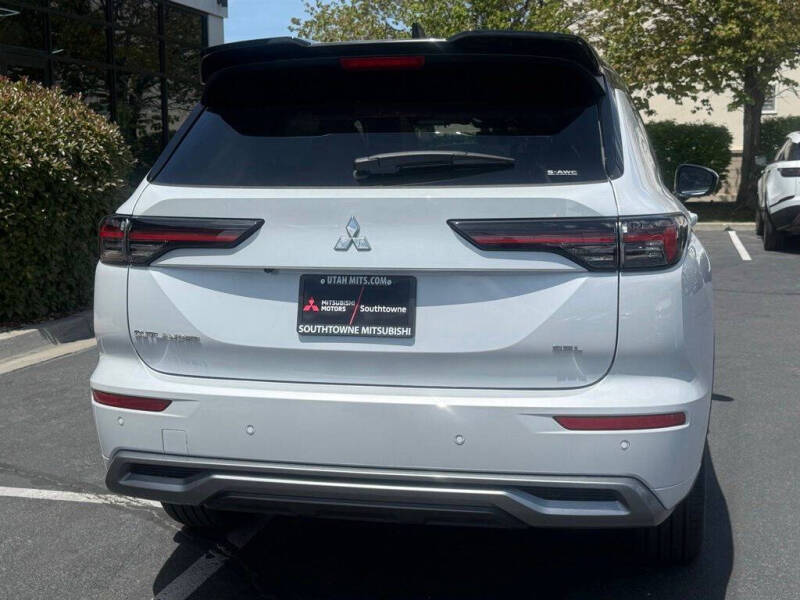 2026 Mitsubishi Outlander SEL