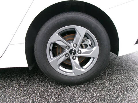 2022 Kia K5