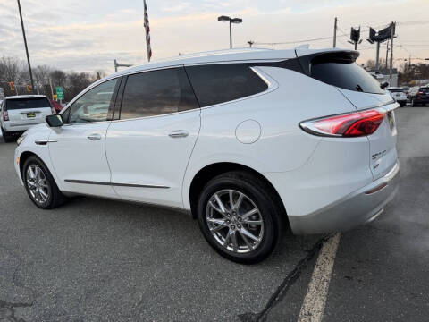 2023 Buick Enclave Essence