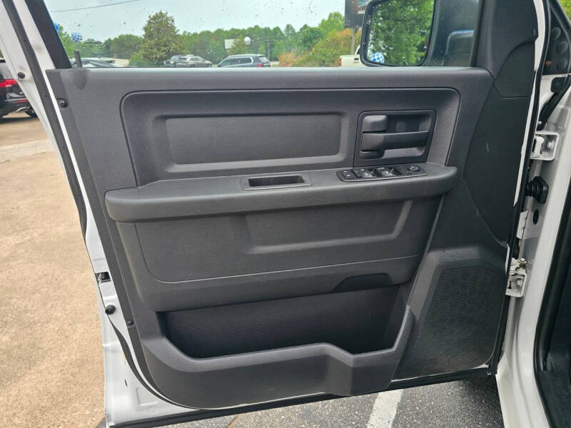 2012 RAM 1500 ST