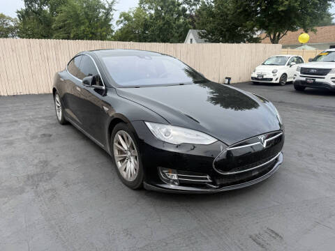 2016 Tesla Model S 70D