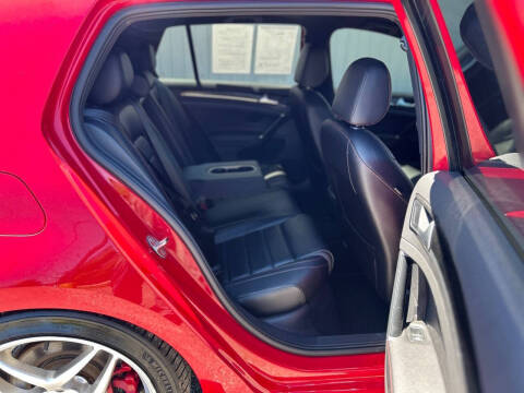 2017 Volkswagen Golf GTI SE