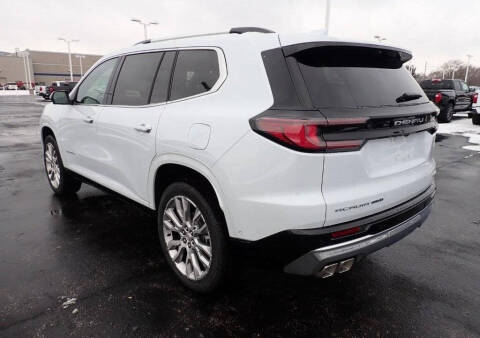 2024 GMC Acadia Denali