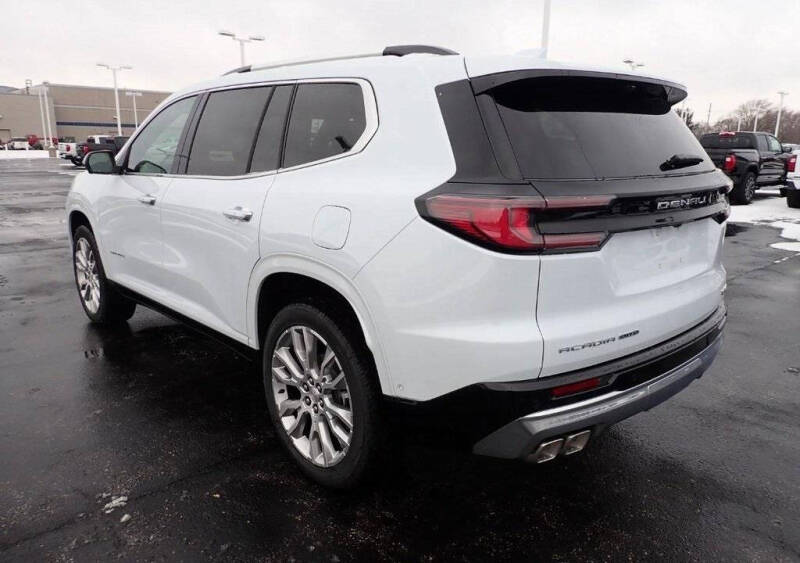 2024 GMC Acadia Denali