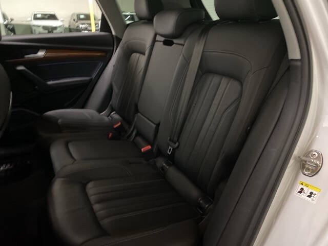 2023 Audi Q5 quattro Premium Plus 40 TFSI