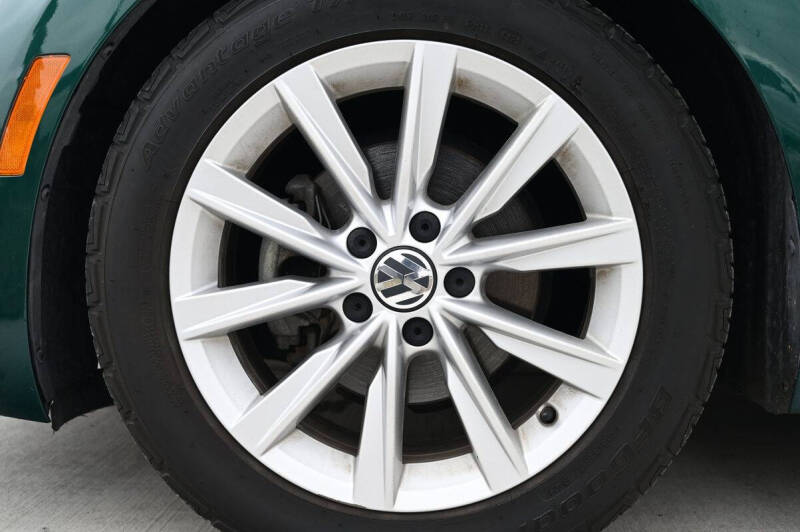 2017 Volkswagen Beetle Convertible