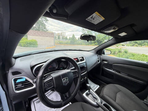 2013 Dodge Avenger SE