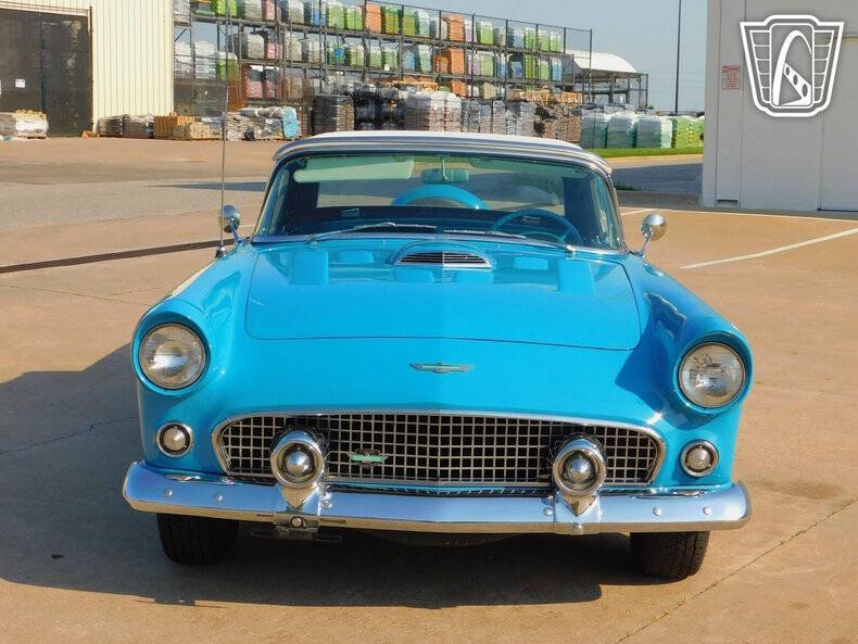 1956 Ford Thunderbird