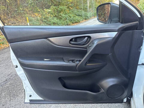 2017 Nissan Rogue Sport S