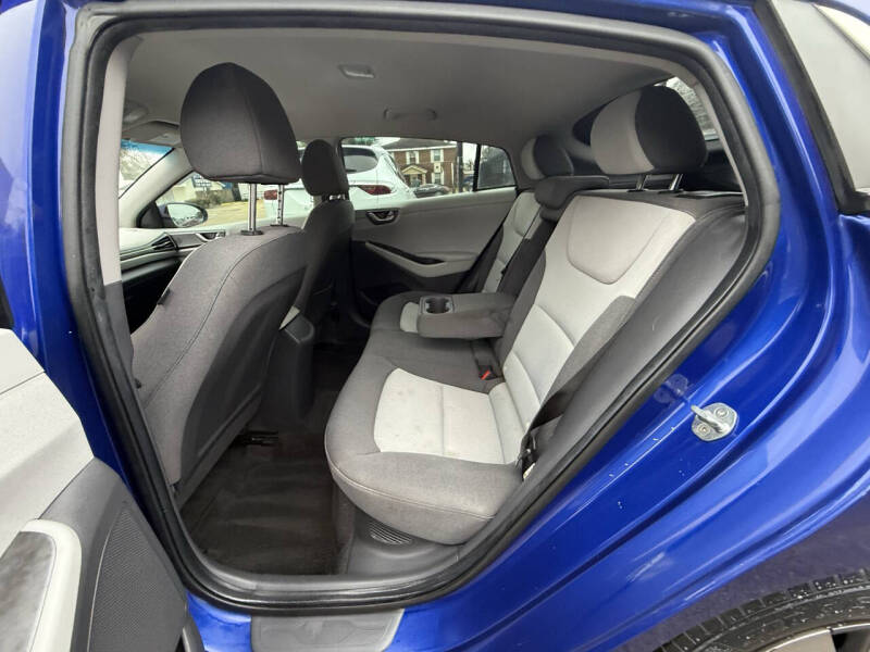 2020 Hyundai Ioniq Hybrid SE