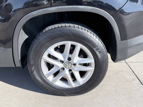 2011 Volkswagen Tiguan S