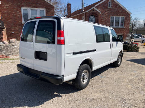 2019 Chevrolet Express 2500