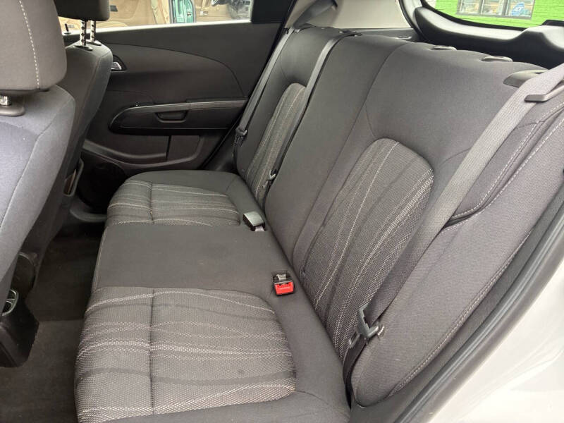 2016 Chevrolet Sonic LT Auto