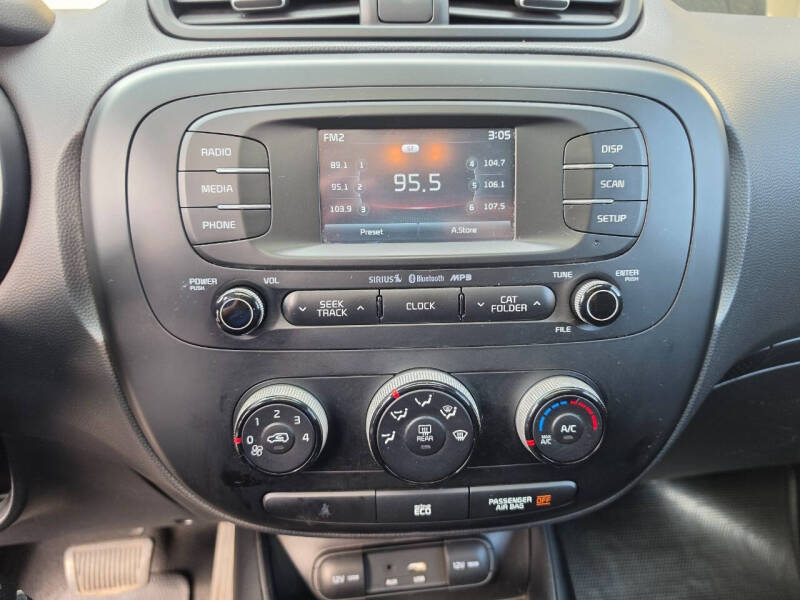 2016 Kia Soul +