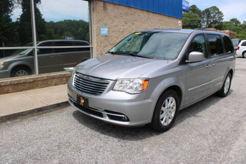 2016 Chrysler Town and Country for sale at 1st Choice Autos in Smyrna GA