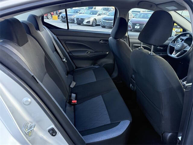 2023 Nissan Versa SV