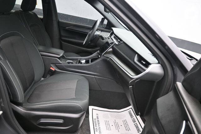 2024 Jeep Grand Cherokee Laredo