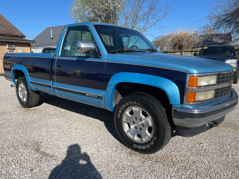 1993 GMC Sierra 1500 for sale at Easter Brothers Preowned Autos in Vienna WV