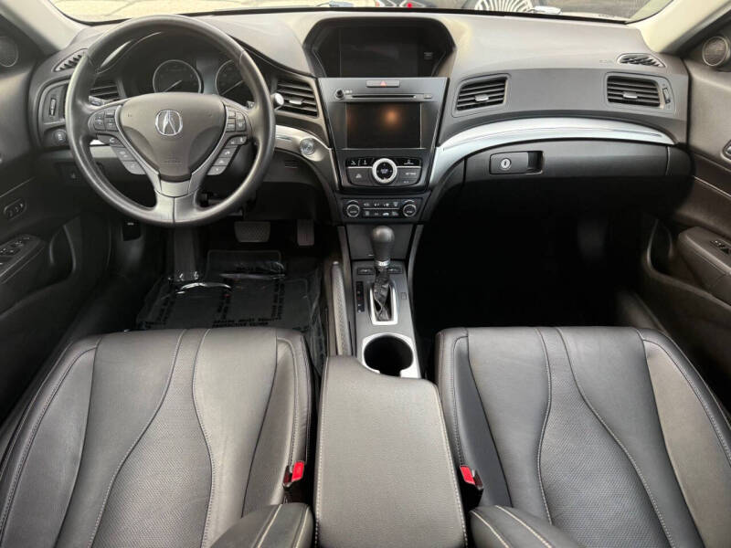 2020 Acura ILX w/Premium