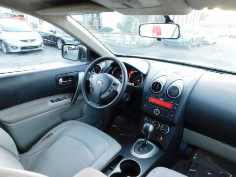 2010 Nissan Rogue S Krom