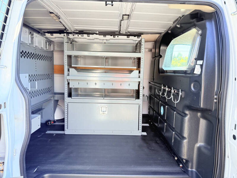 2018 Chevrolet Express 2500