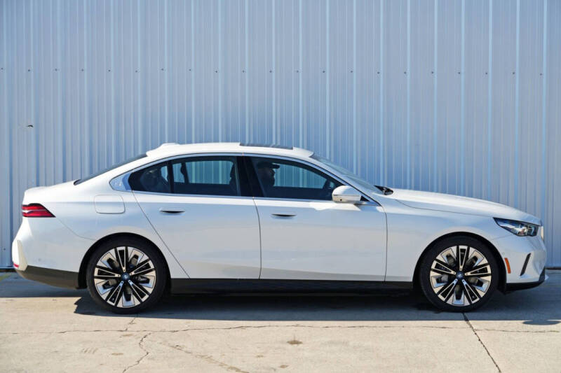 2024 BMW i5 eDrive40