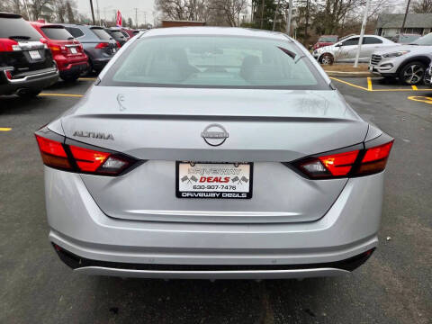 2023 Nissan Altima 2.5 S