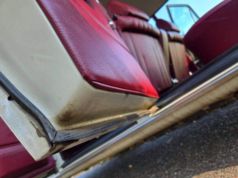 1972 Mercedes-Benz 220