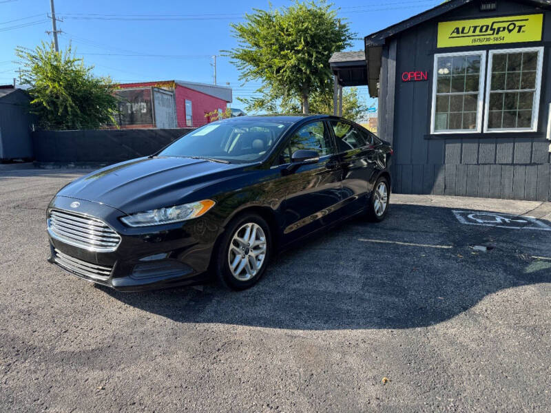 2014 Ford Fusion SE