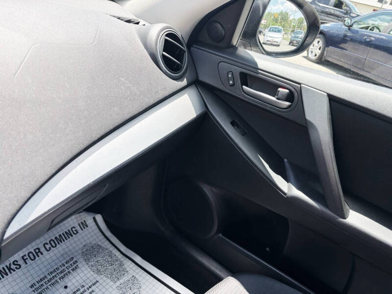 2013 Mazda MAZDA3 i Touring