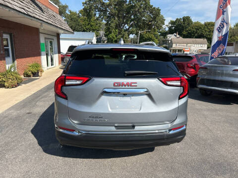 2023 GMC Terrain SLT