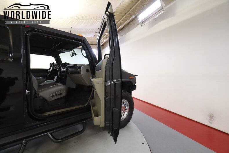 2003 HUMMER H2