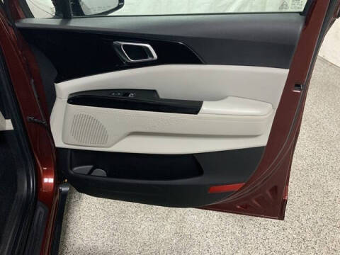 2022 Kia Carnival EX