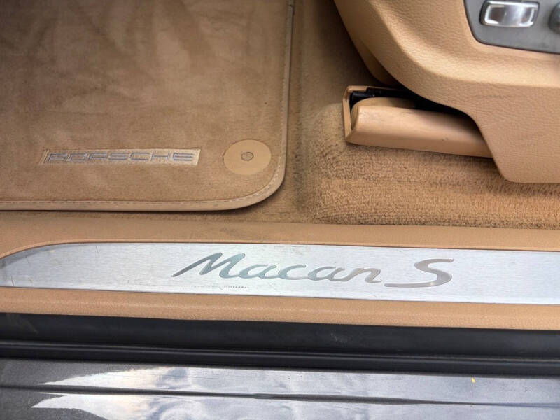 2015 Porsche Macan S