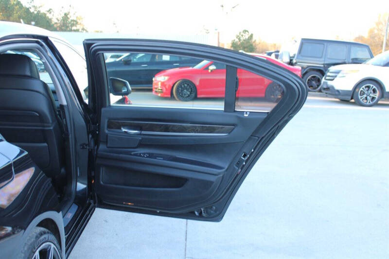 2012 BMW 7 Series 750Li