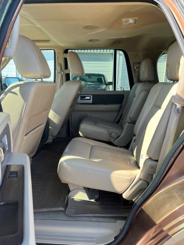 2011 Ford Expedition XLT