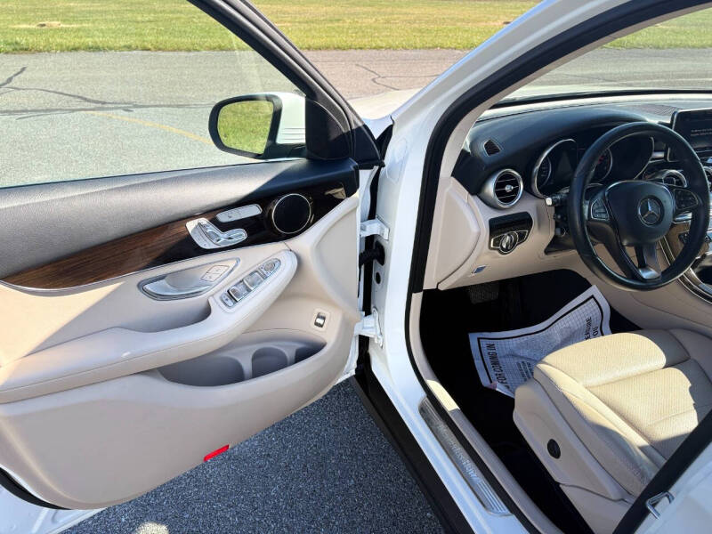 2017 Mercedes-Benz GLC GLC 300 4MATIC