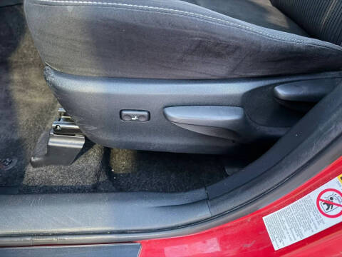 2015 Toyota Prius v Three