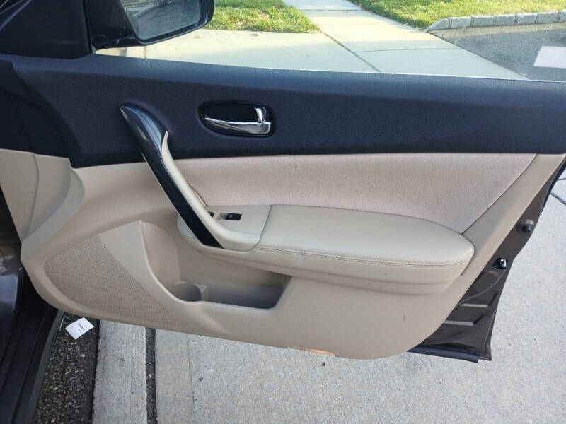 2014 Nissan Maxima 3.5 SV