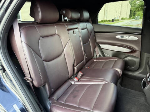 2022 Genesis GV70 2.5T Standard