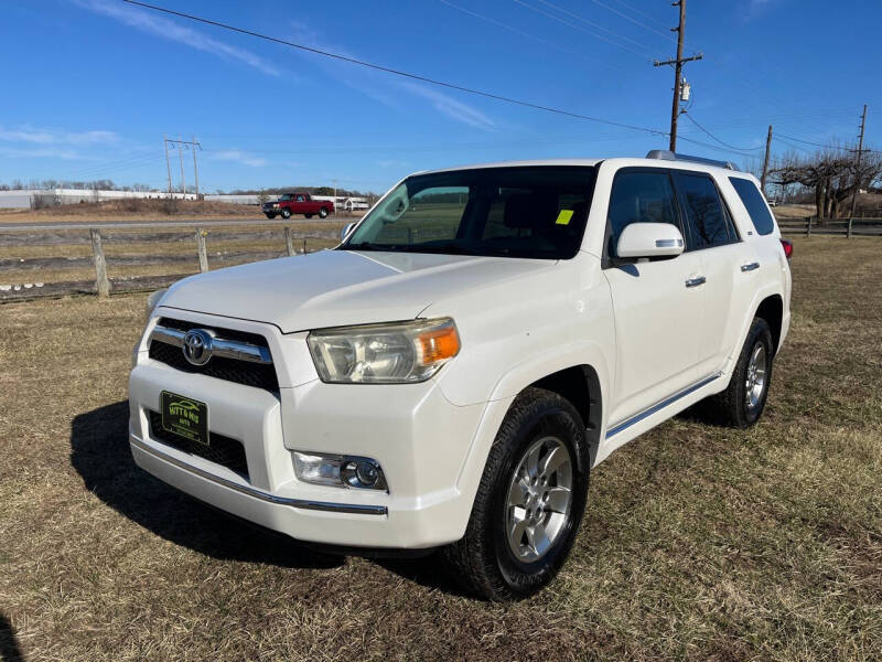 2013 Toyota 4Runner for sale at Hitt & Mis Auto in Cape Girardeau MO