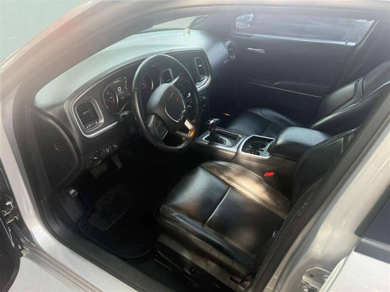 2020 Dodge Charger SXT
