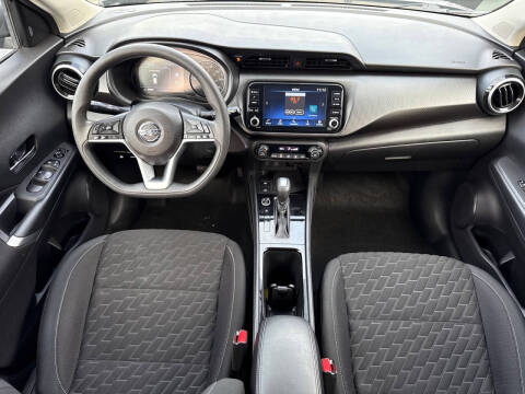2021 Nissan Kicks SV