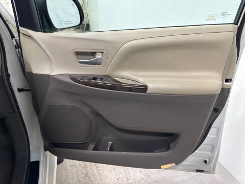 2017 Toyota Sienna