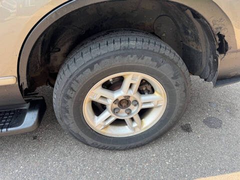 2005 Ford Explorer XLT