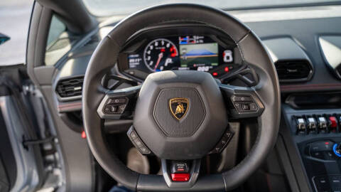 2016 Lamborghini Huracan LP 610-4